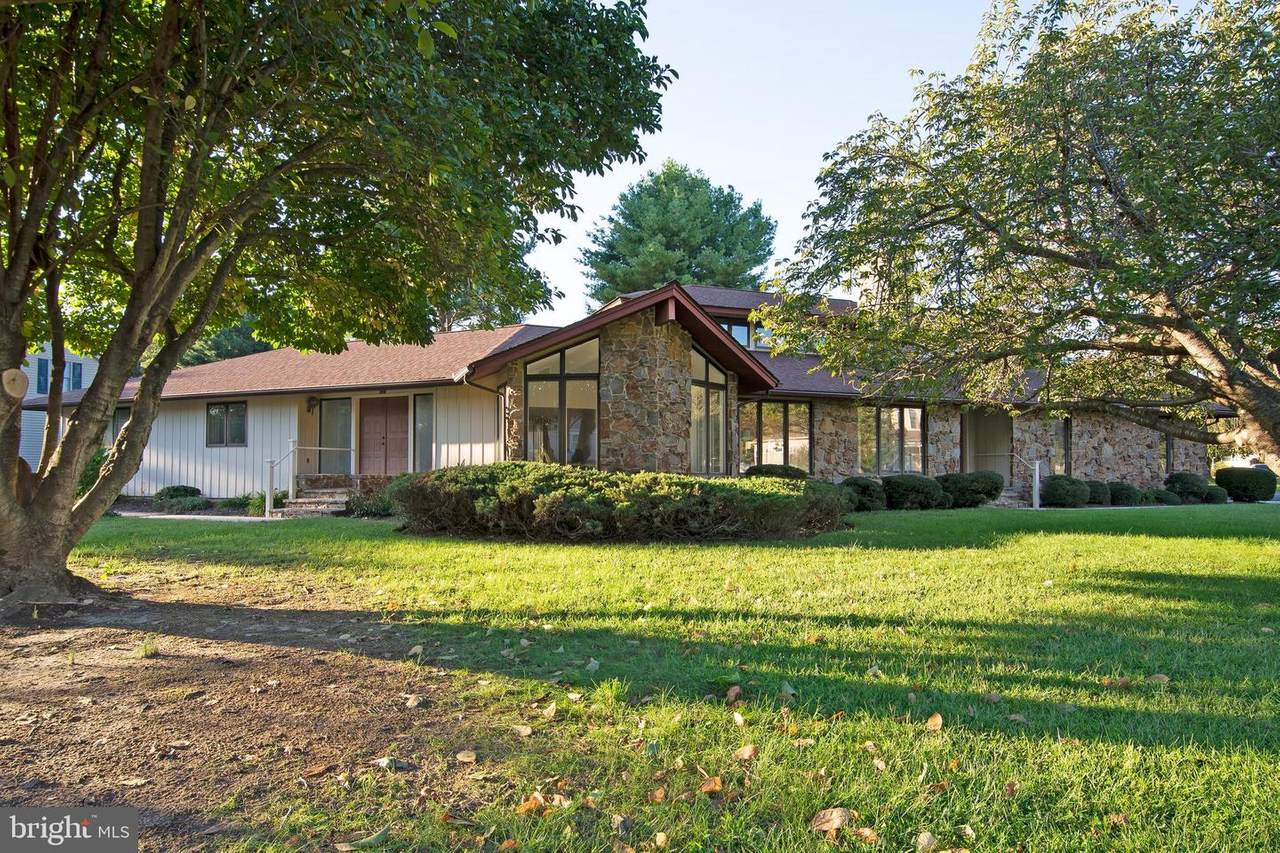 709 Shore Drive - Photo 1