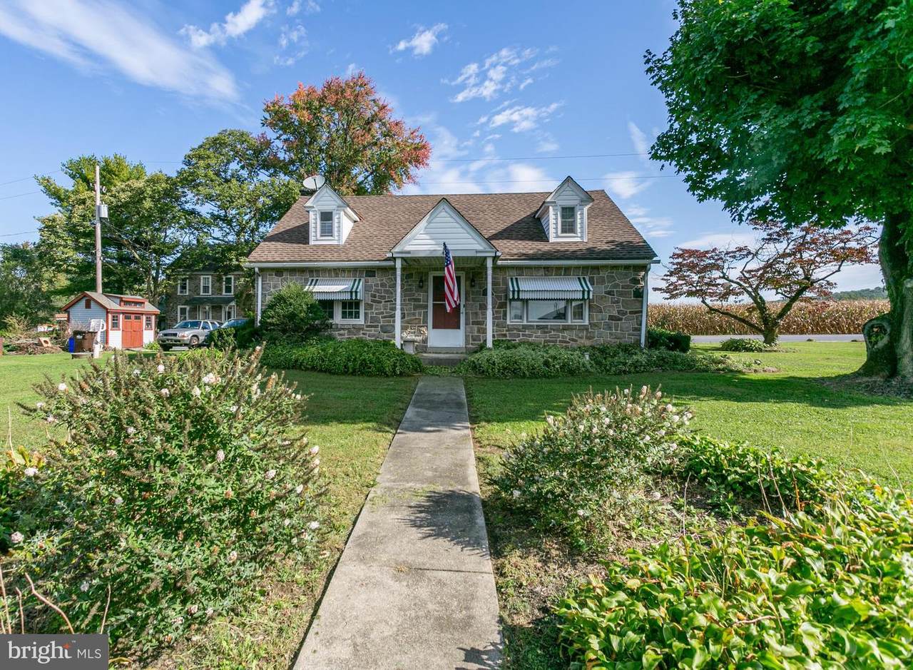 10 Hoch Road - Photo 1