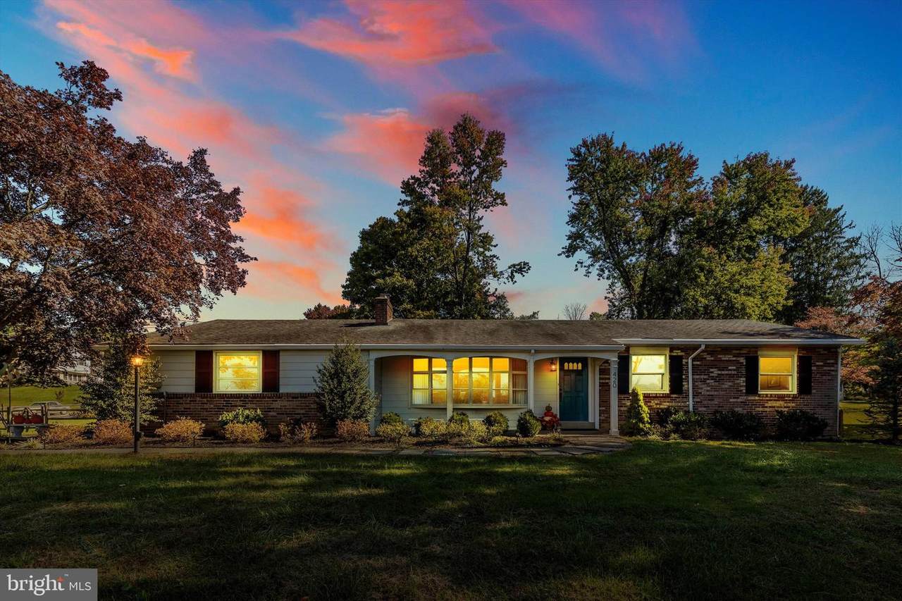 420 Bishop Hollow Road - Photo 1