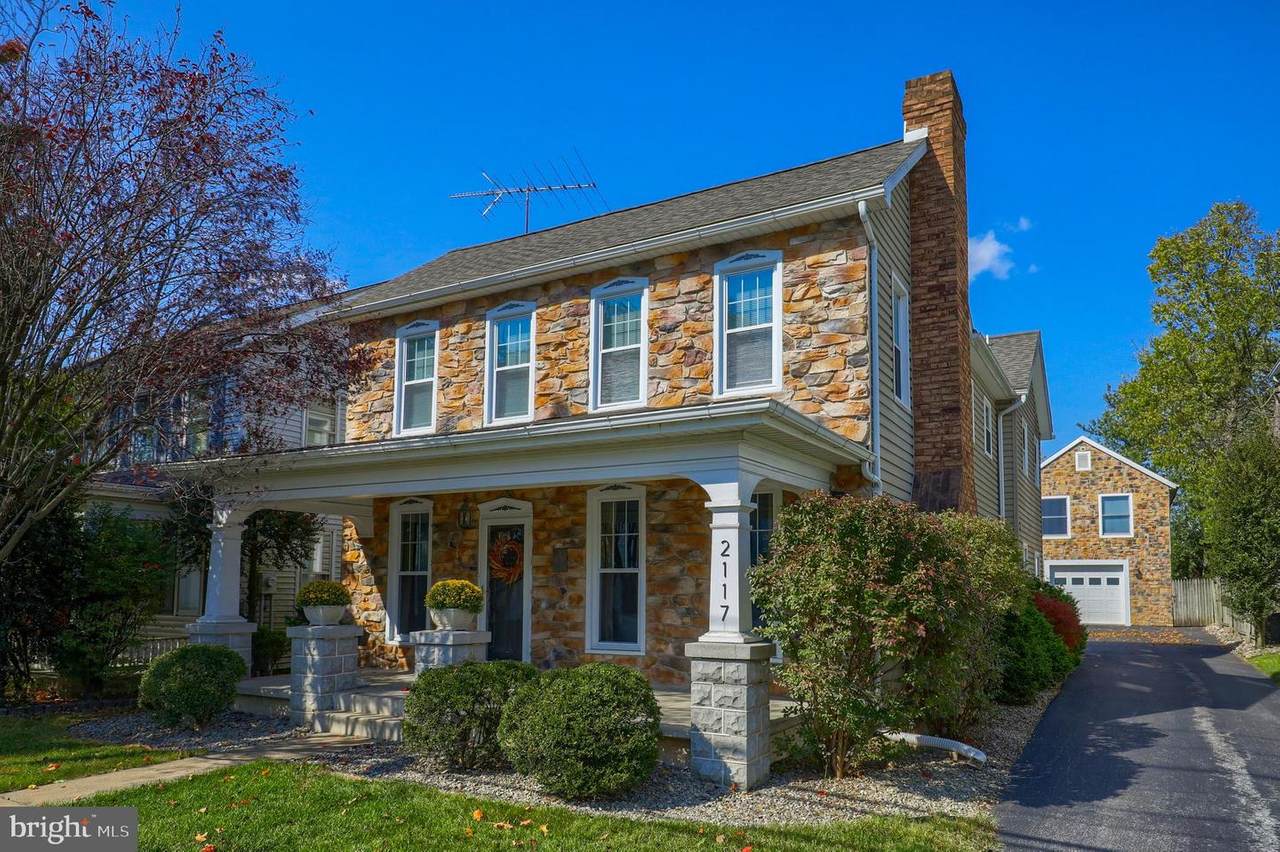 2117 Main Street - Photo 1