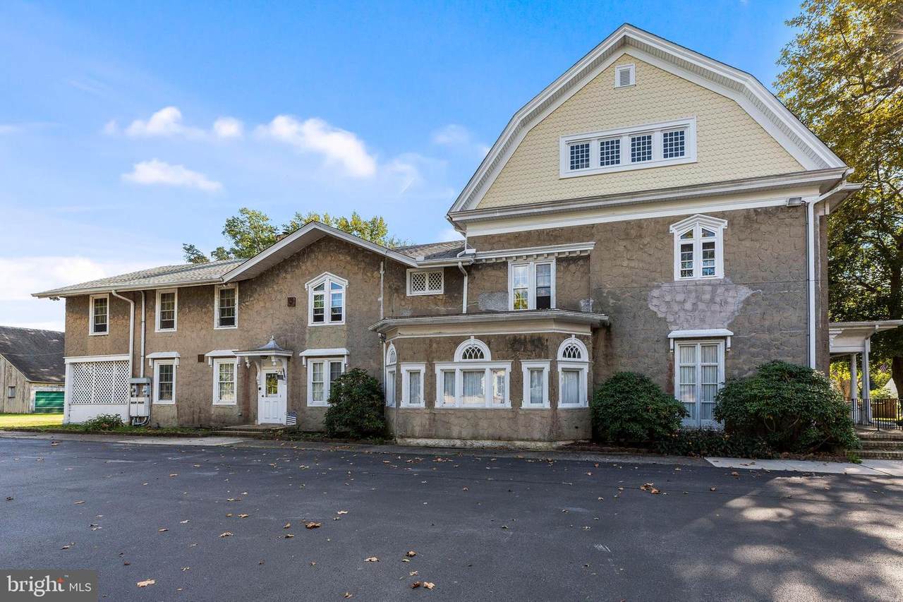 34 Oak Street - Photo 1