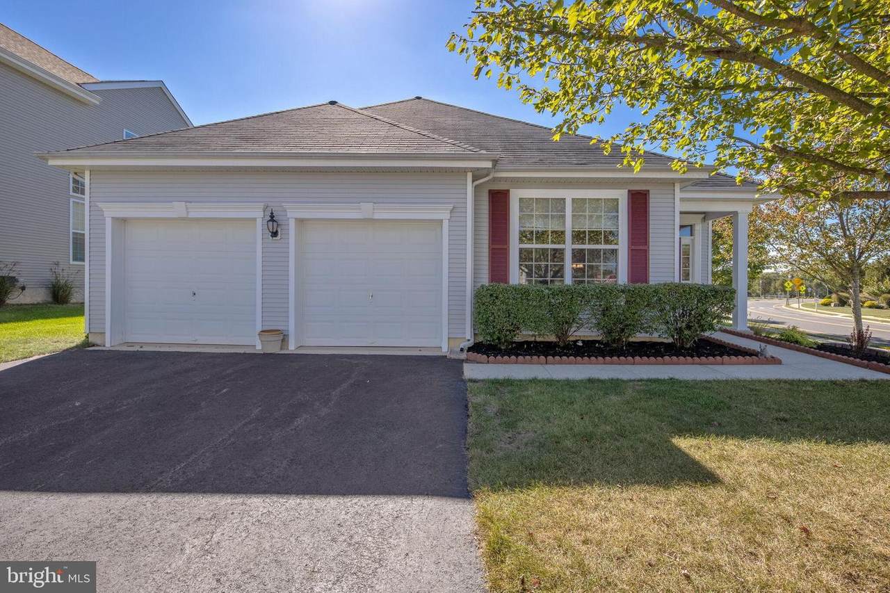 2 Spring Lake Court - Photo 1