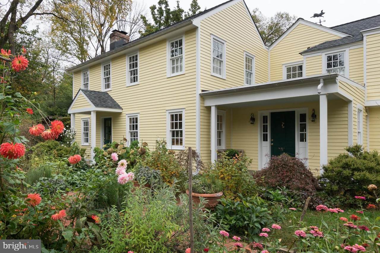 140 Quaker Road - Photo 1