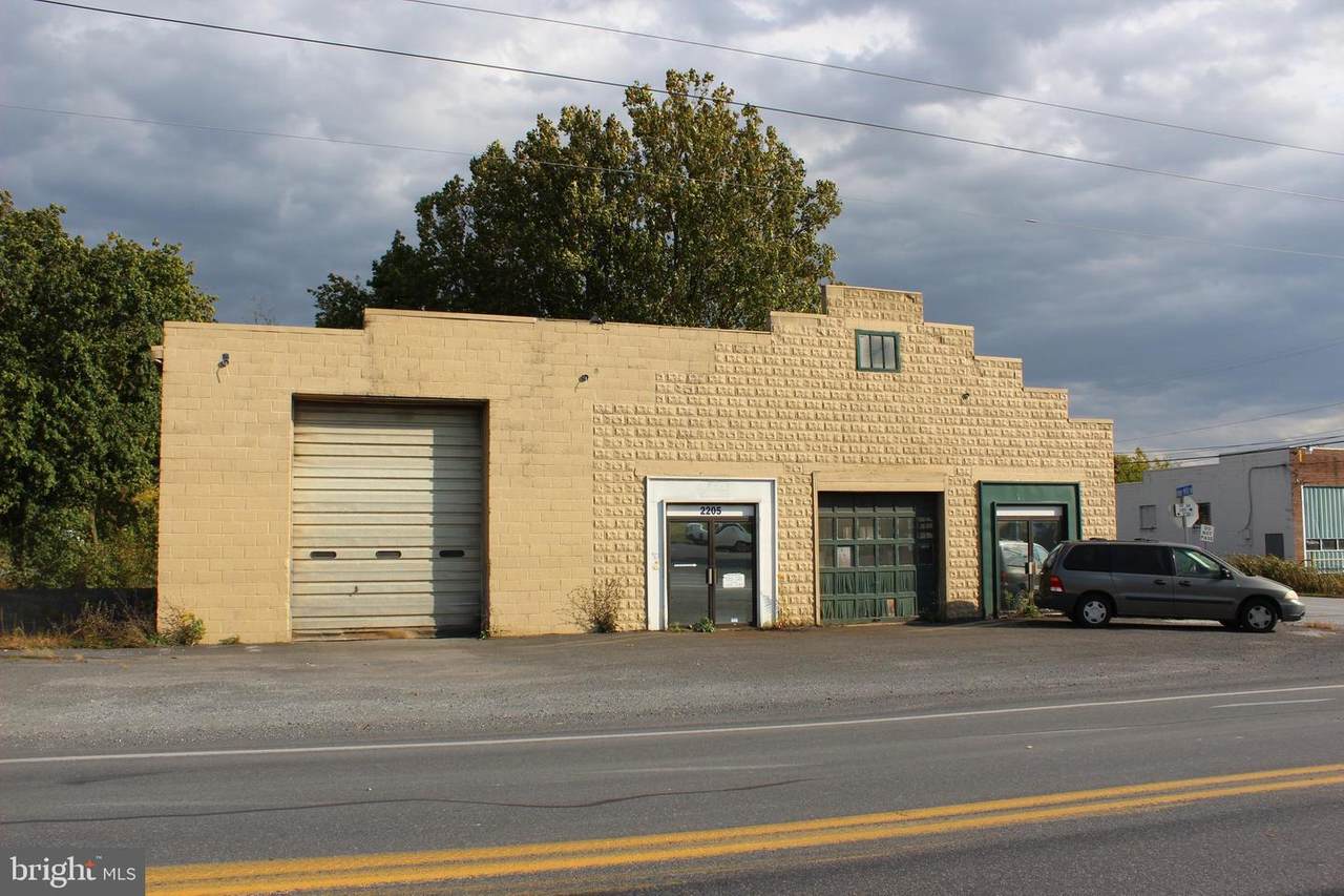 2205 Carlisle Road - Photo 1