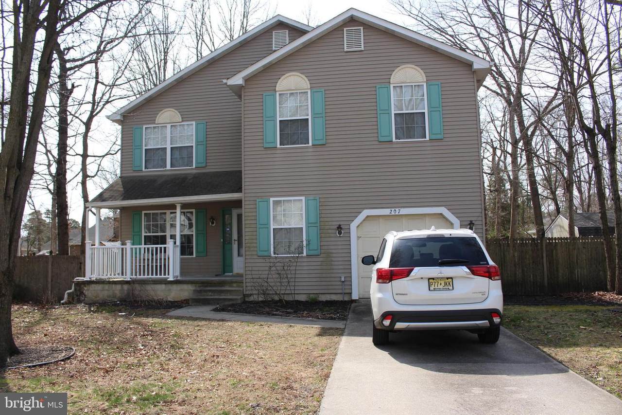 207 Franklin Avenue - Photo 1