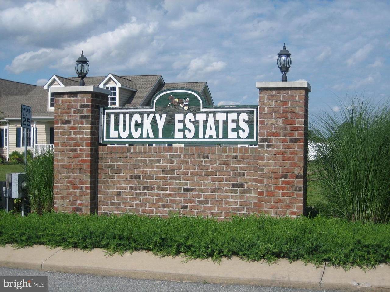 Lucky Estates Dr - Photo 1