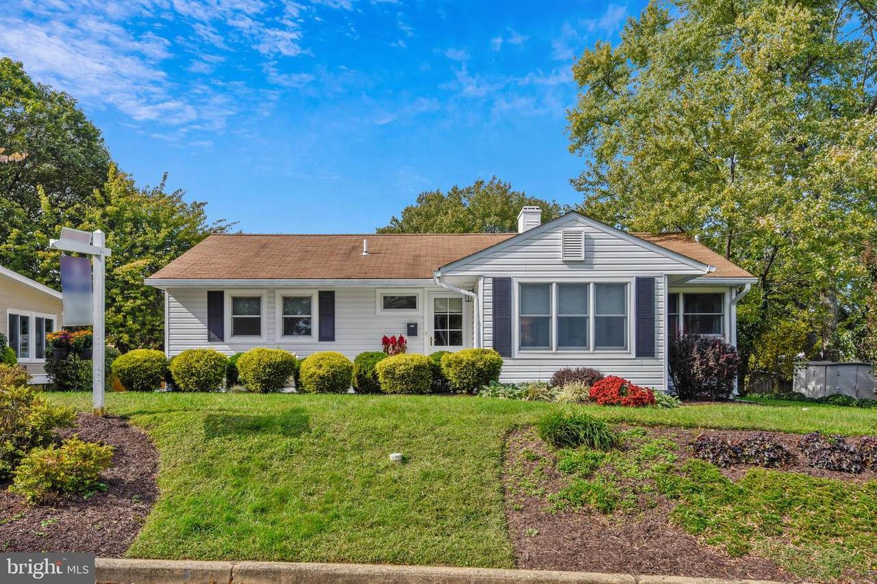 141 Sumner Road - Photo 1