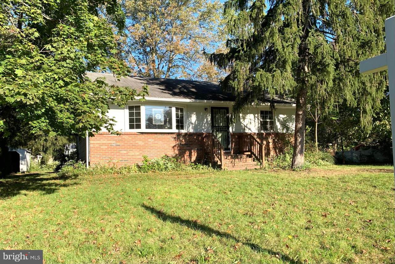 1309 Pine Avenue - Photo 1