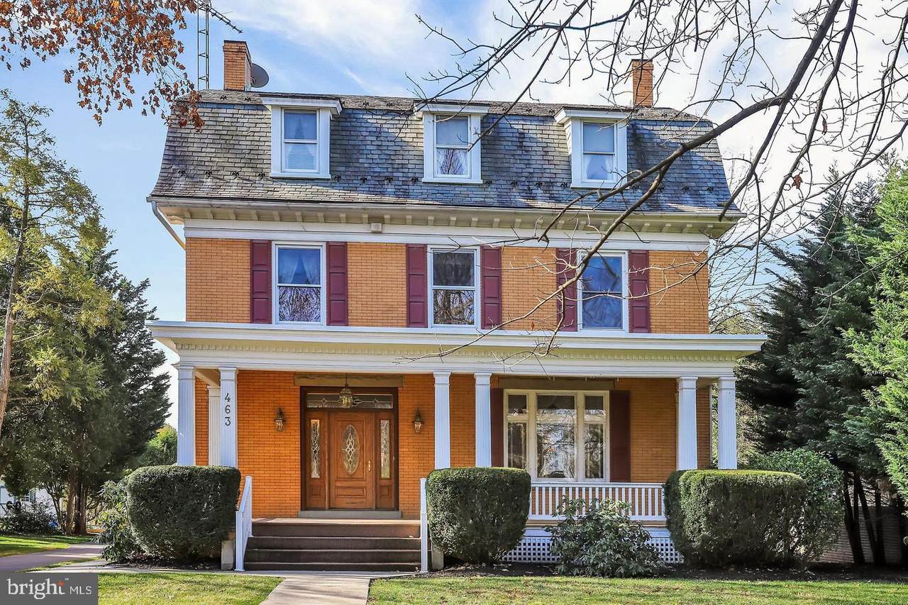 463 East Baltimore - Photo 1