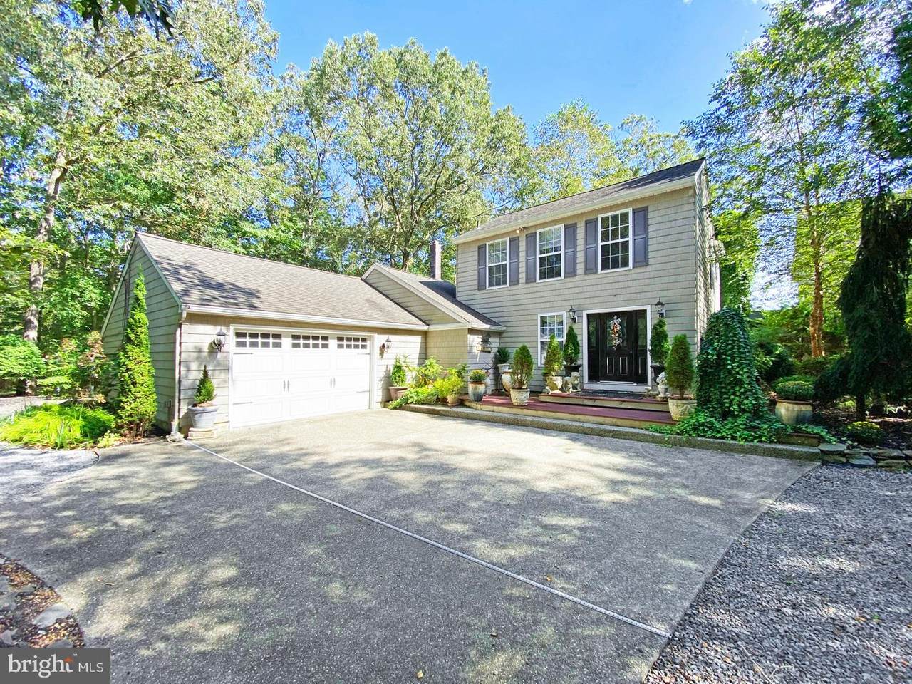 14 English Lane - Photo 1