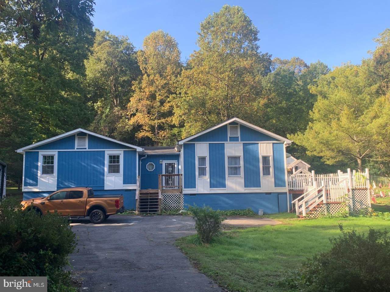 40 Walker Way - Photo 1