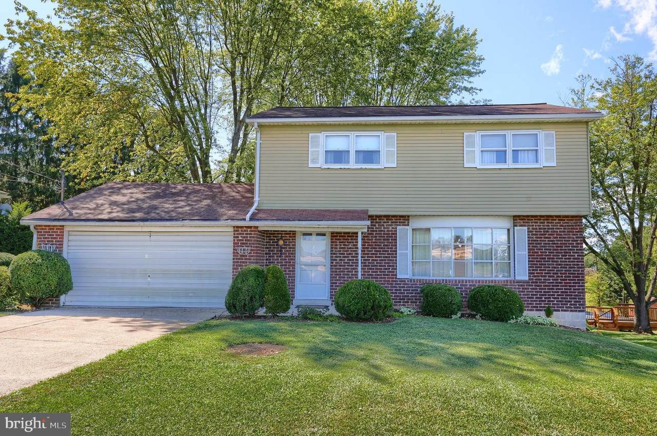 7 Schoolhouse Road - Photo 1