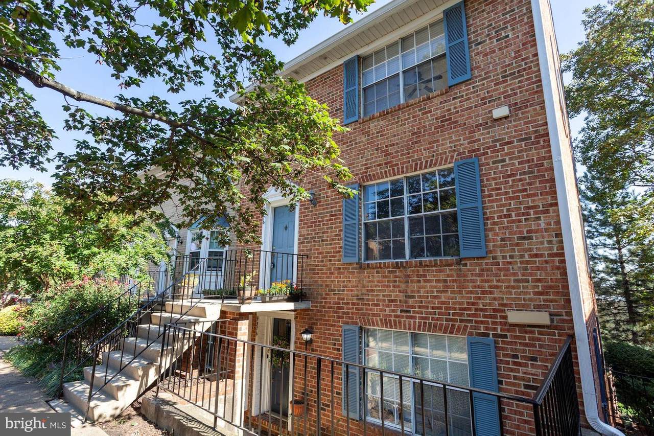 957 Rolfe Street - Photo 1