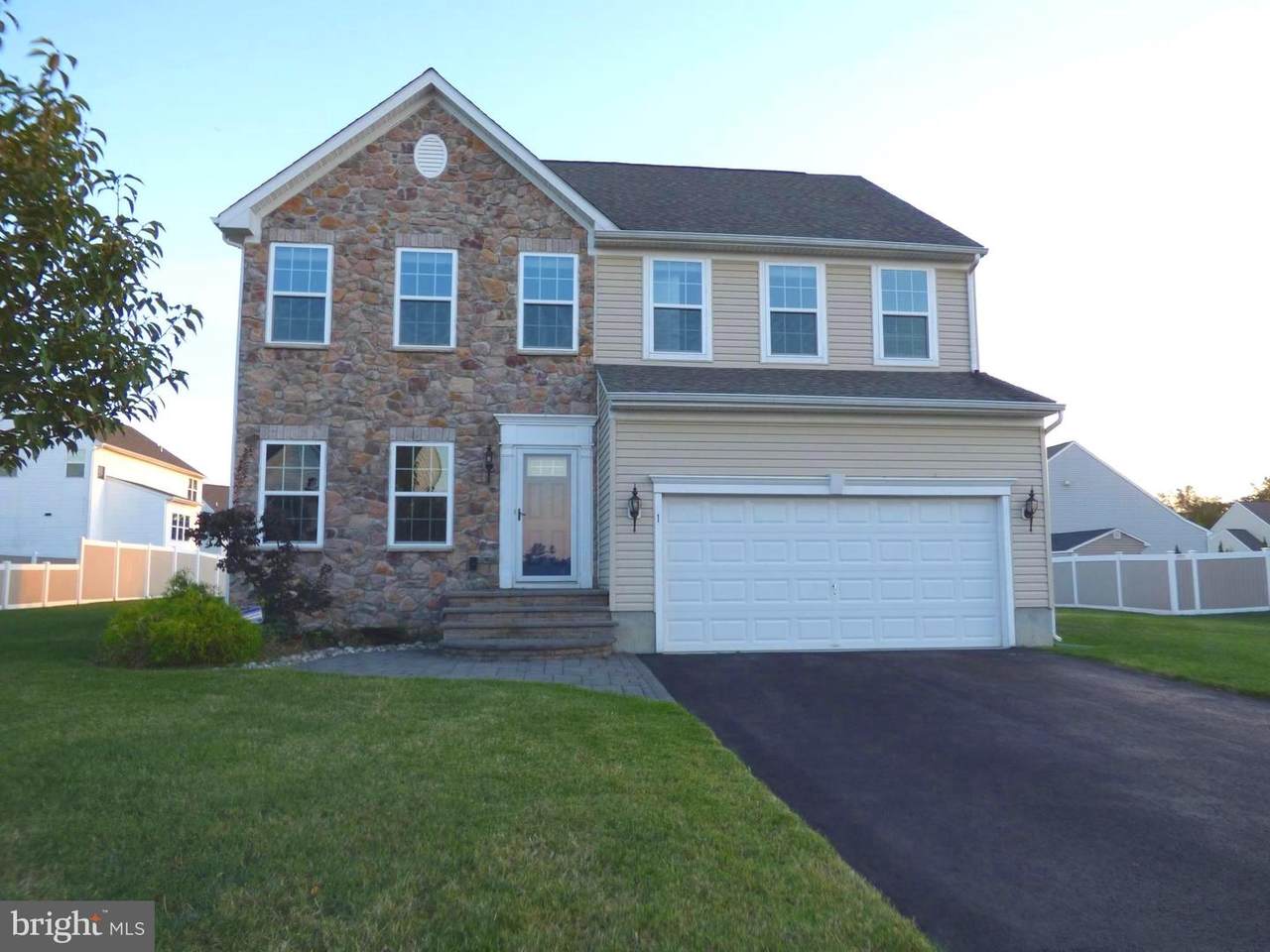 1 Vaughn Way - Photo 1