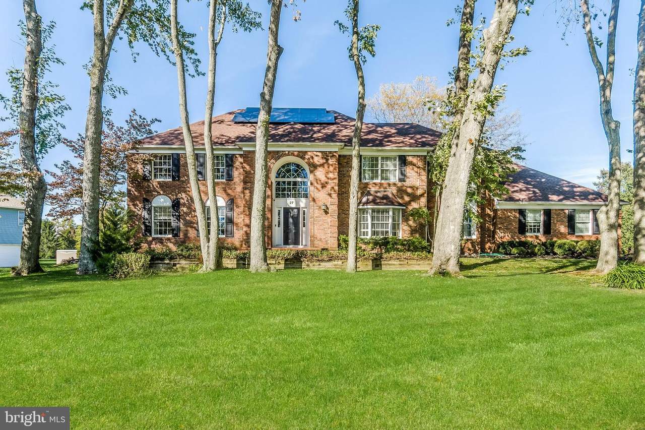 27 Providence Drive - Photo 1