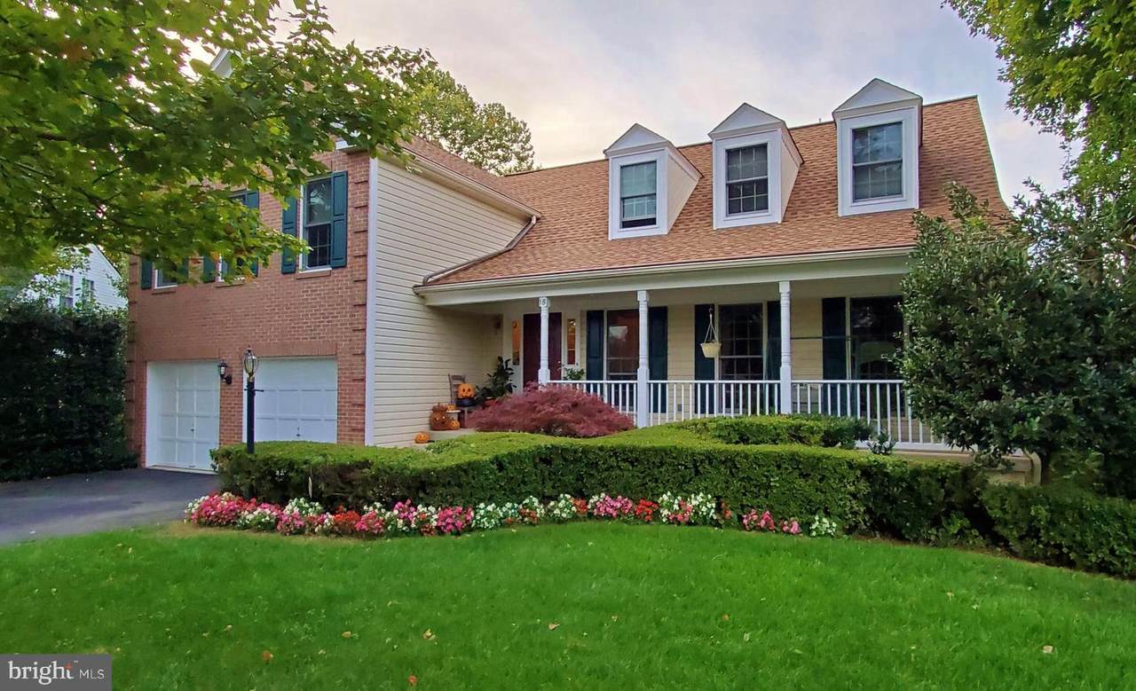 18 Exeter Lane - Photo 1