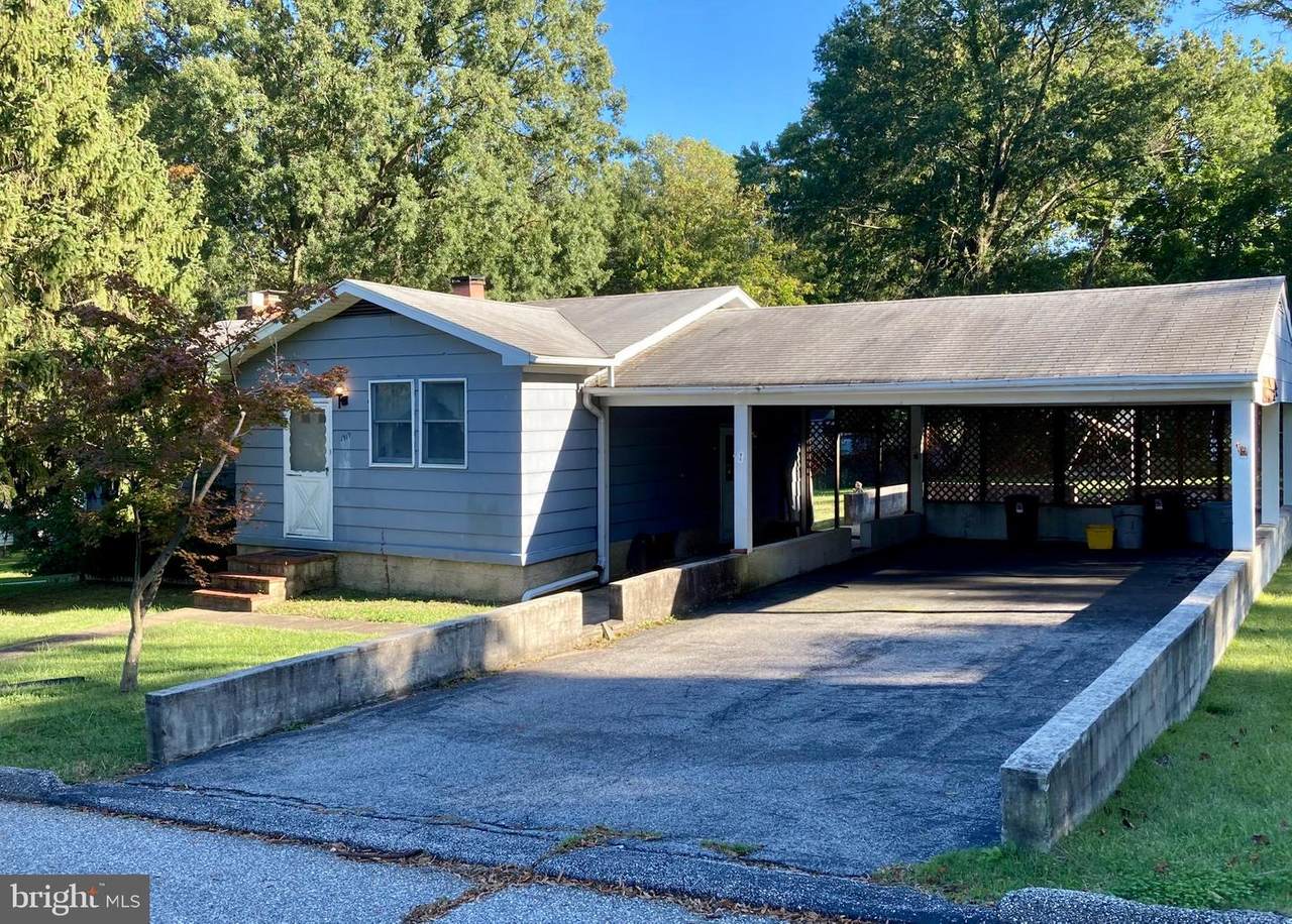 1919 Hilltop Road - Photo 1