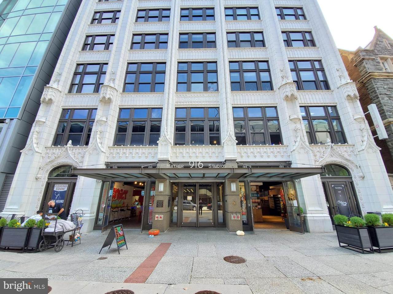 916 G Street - Photo 1