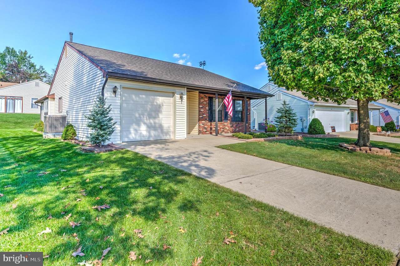 42 Horseshoe Ln N - Photo 1