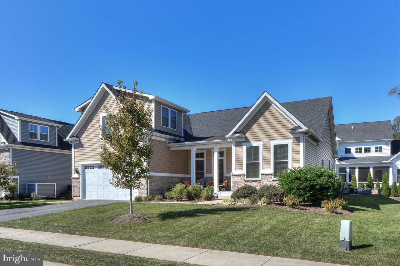 19497 Manchester Drive - Photo 1