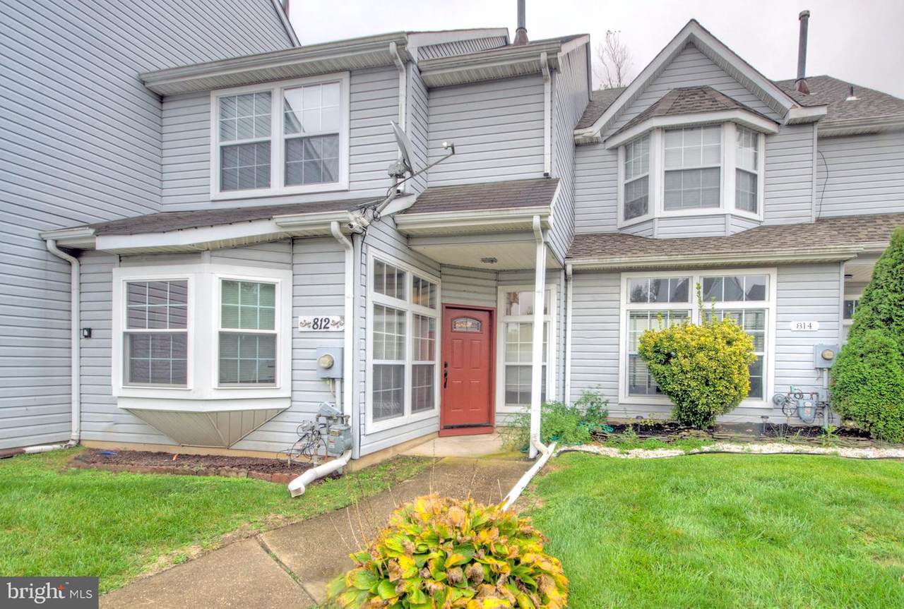 812 Thoreau Lane - Photo 1