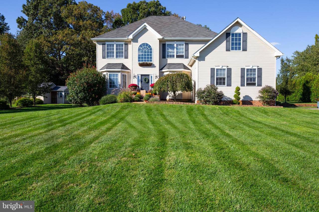 8 Concord Court - Photo 1