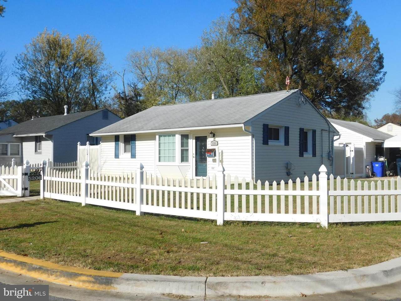 5206 Kenesaw Street - Photo 1