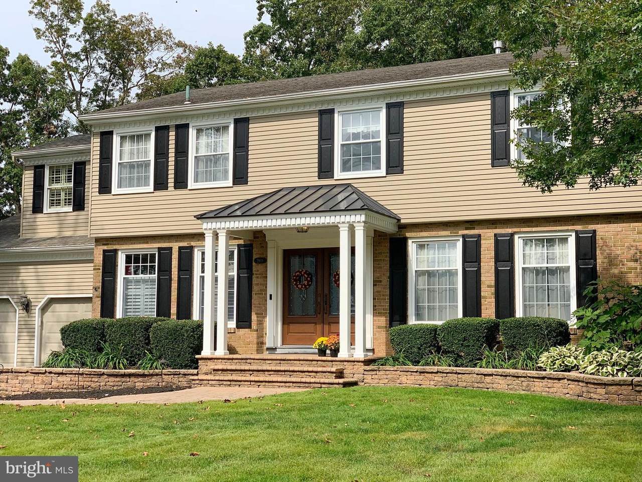 2908 Barry Drive - Photo 1