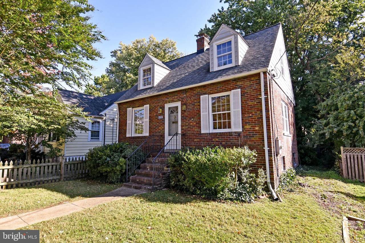 705 Wayne Street - Photo 1