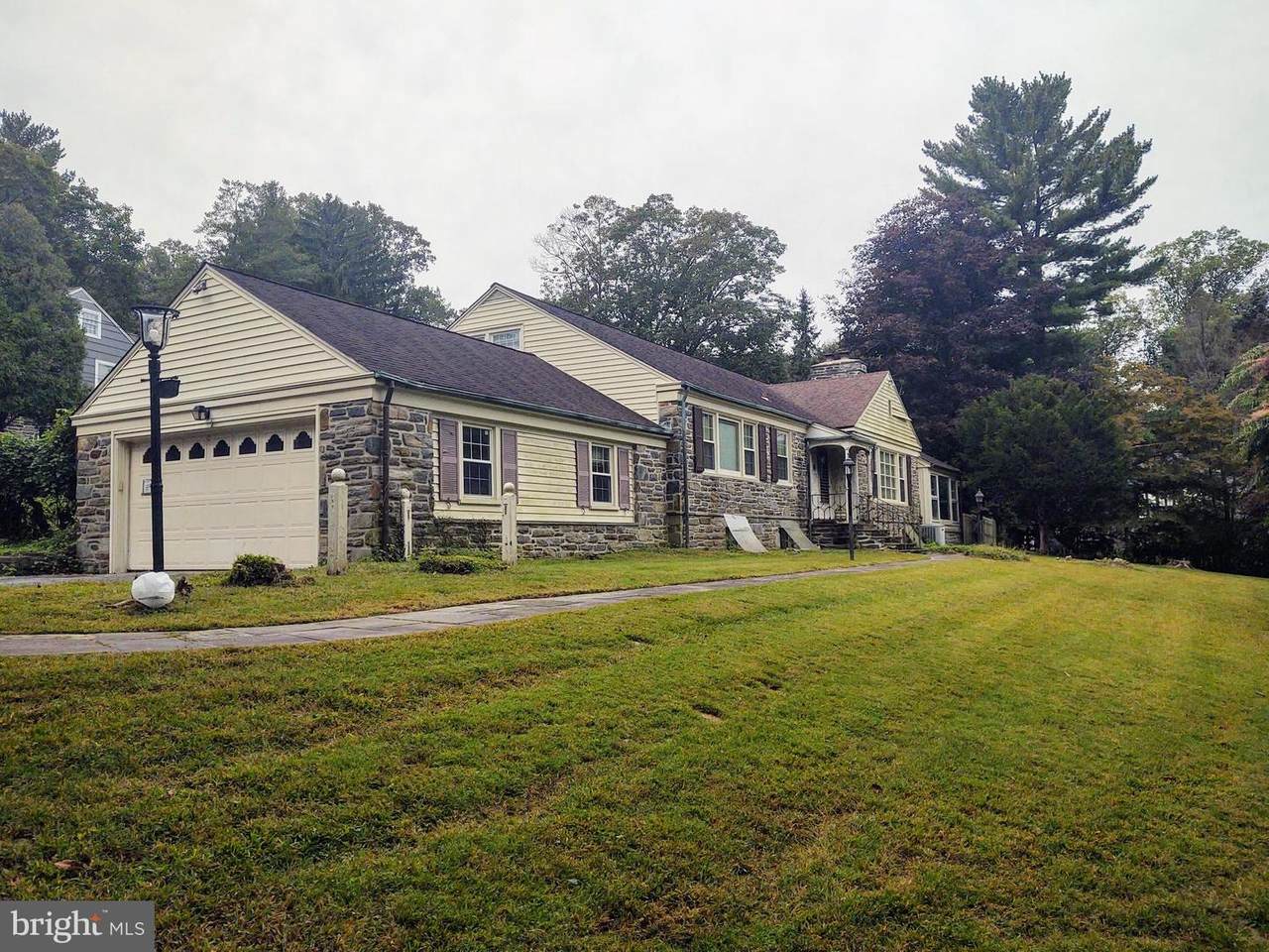 222 Hemlock Road - Photo 1
