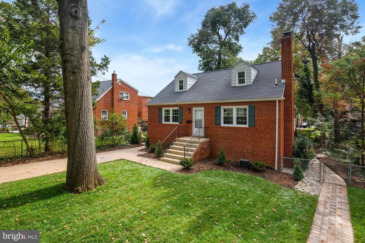 4429 Underwood Street - Photo 1