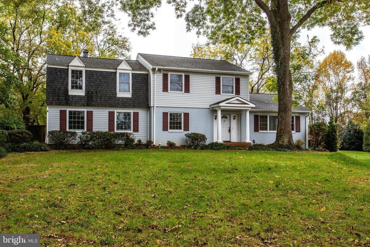 9713 Clarks Crossing Road - Photo 1