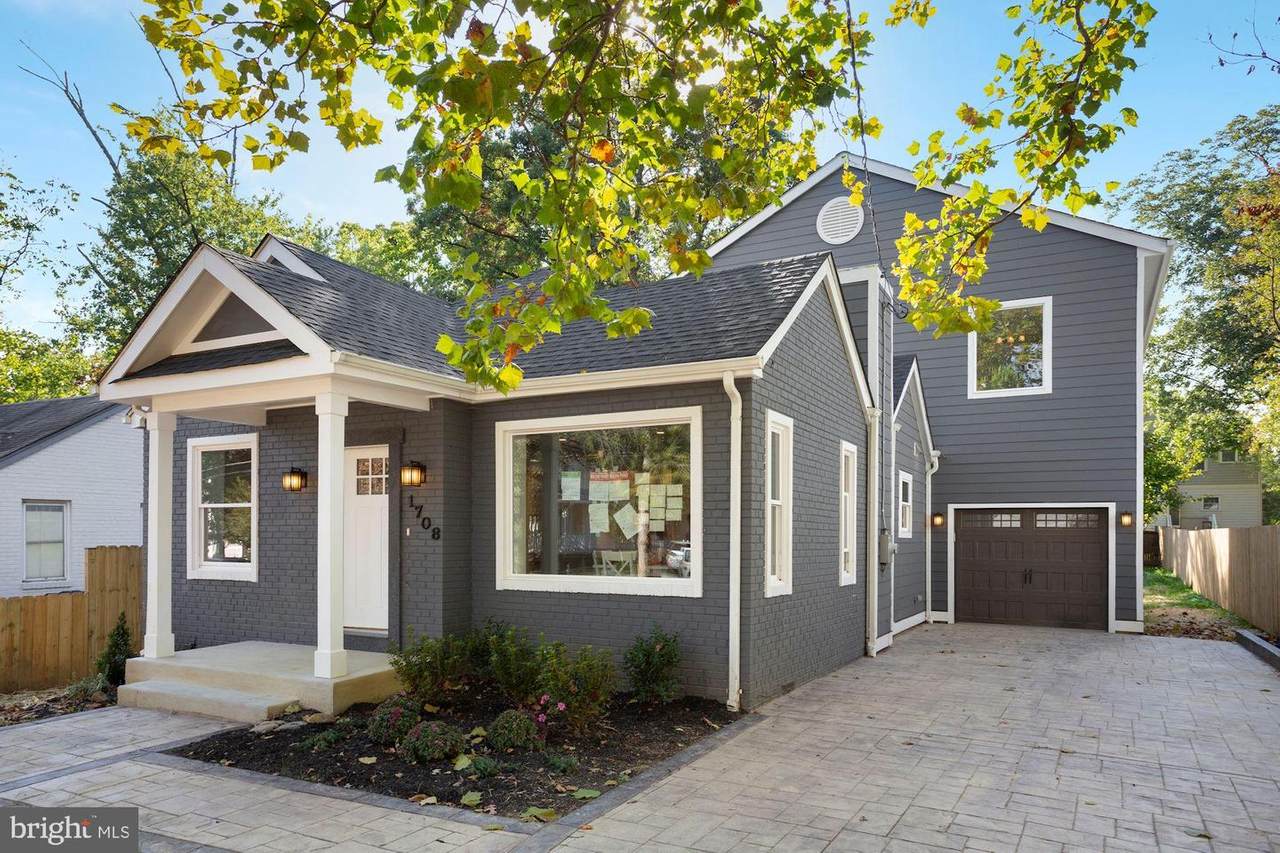 1708 Nelson Street - Photo 1