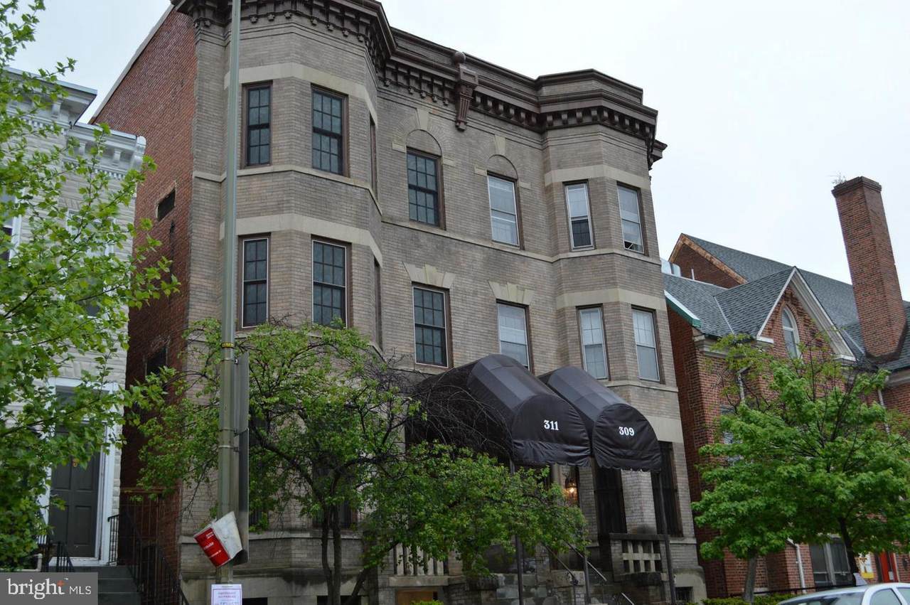 309 4TH Street - Photo 1