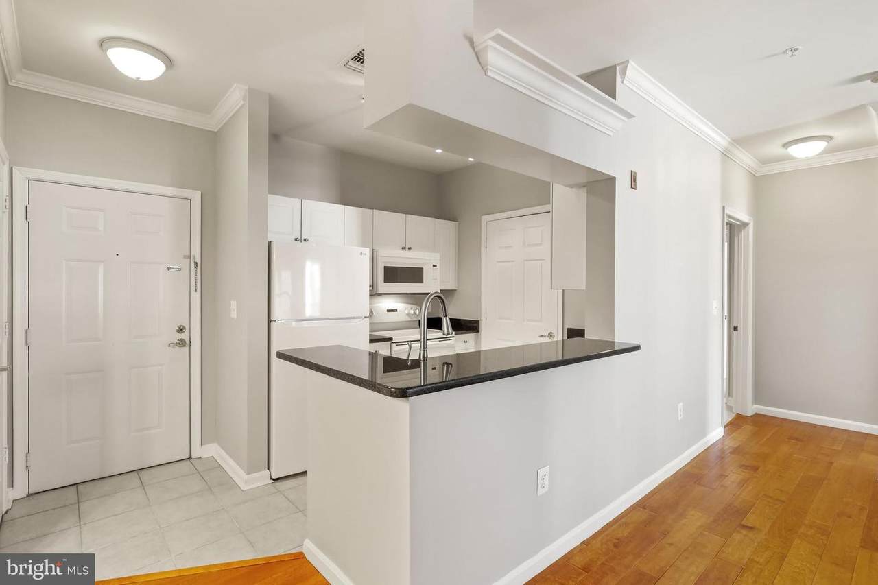 4550 Strutfield Lane - Photo 1