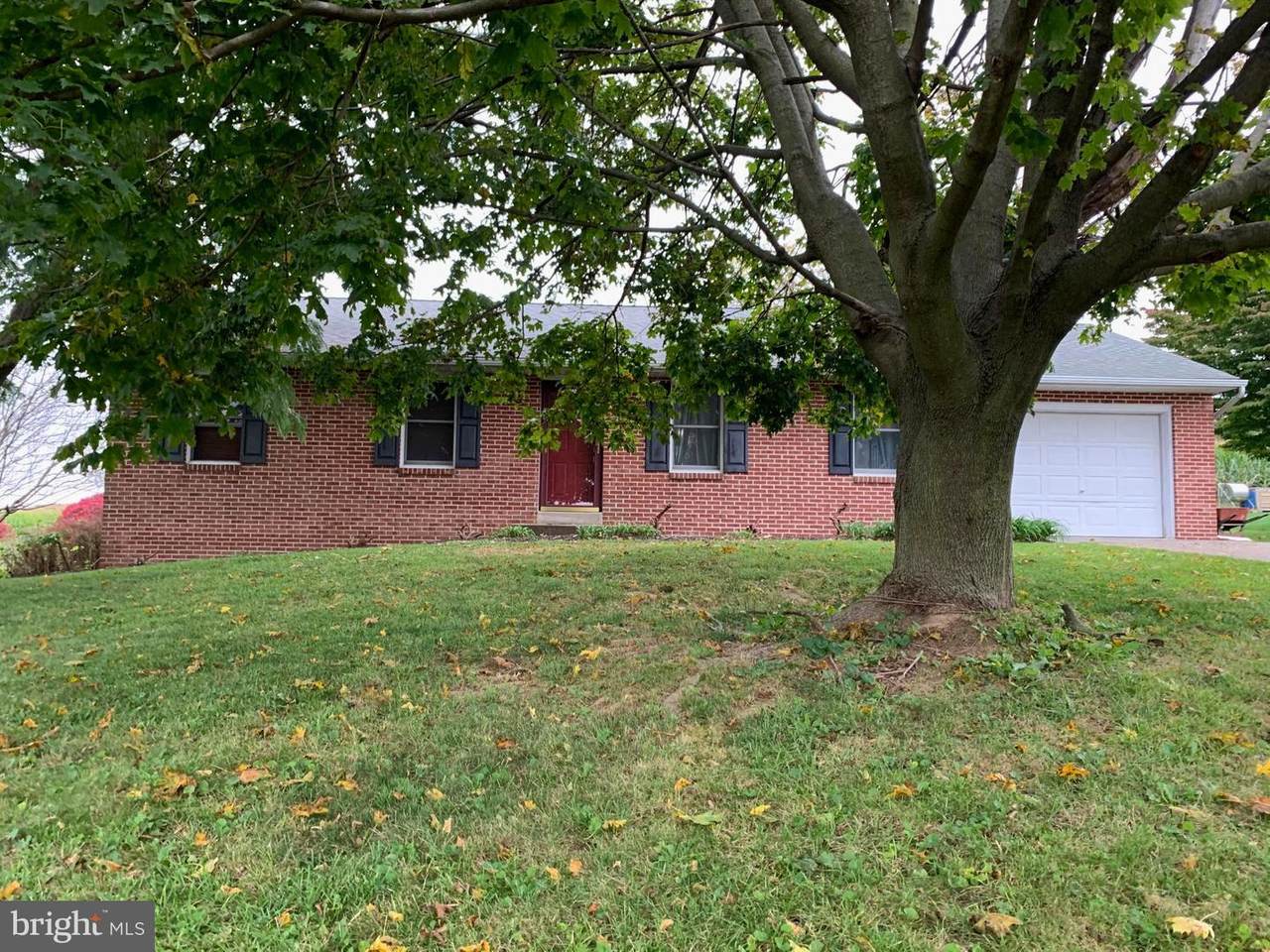 401 Hilldale Road - Photo 1