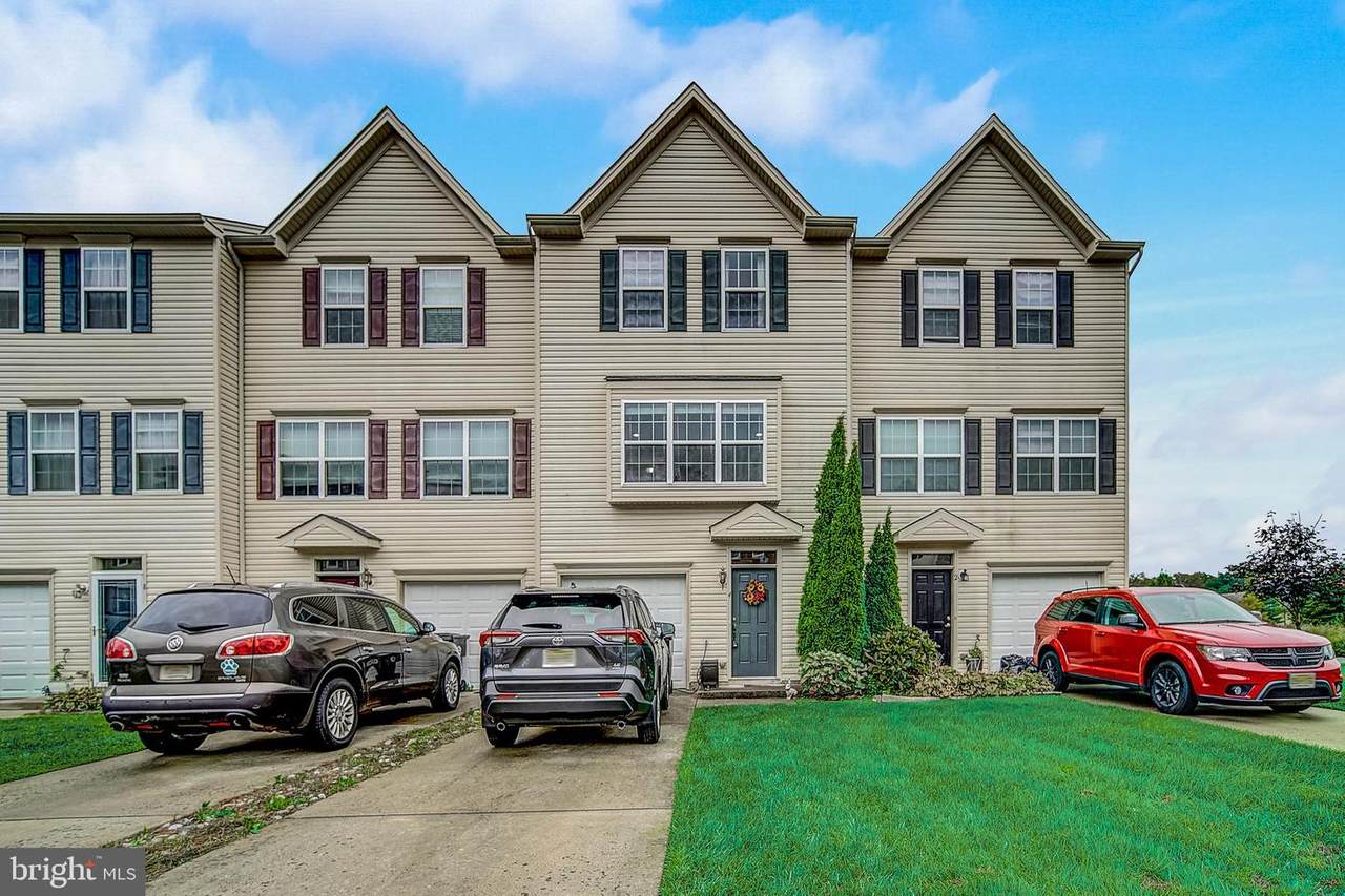 4 Tailor Lane - Photo 1