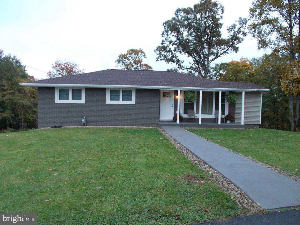 820 White Avenue - Photo 1
