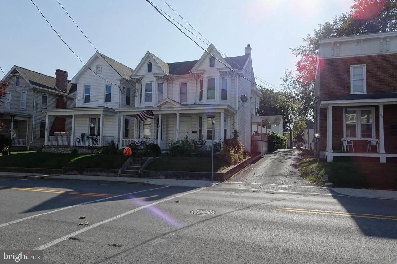 222 Orange Street - Photo 1