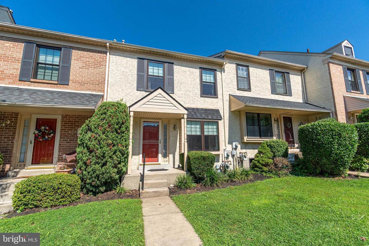 105 Bradbury Road - Photo 1