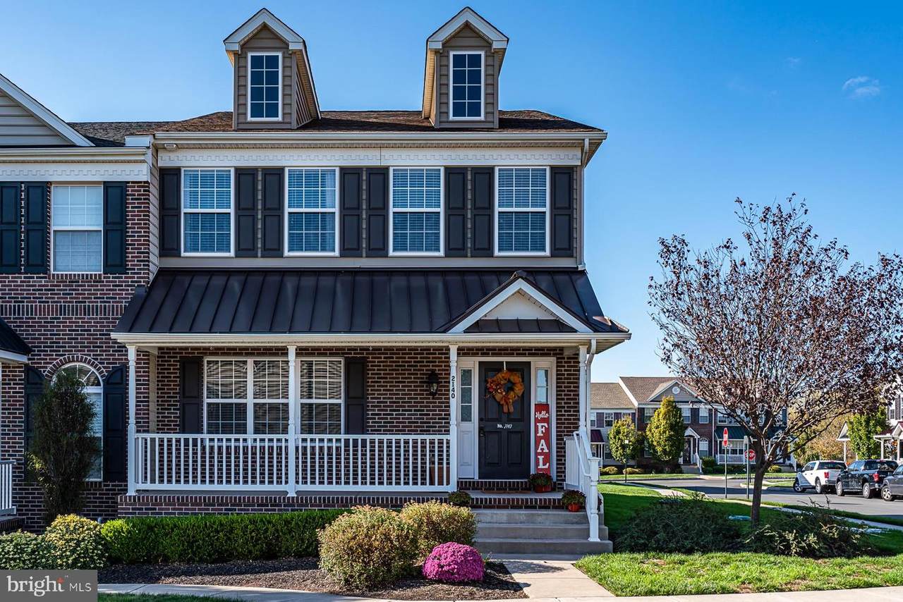 2140 Atwood Terrace - Photo 1