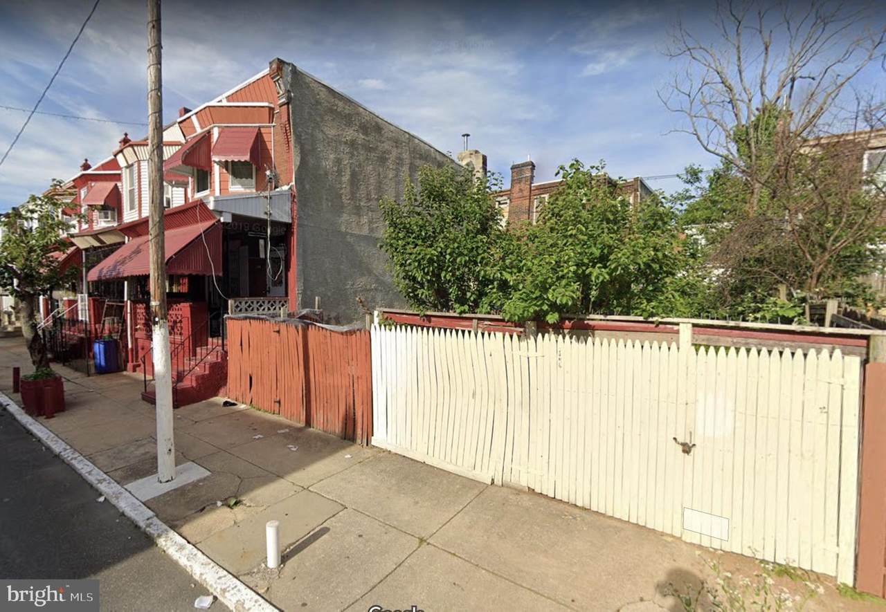3907 Delhi Street - Photo 1