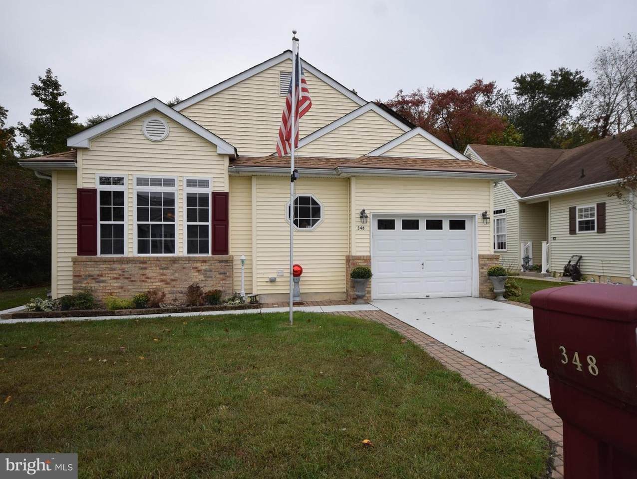 348 Saint Thomas Boulevard - Photo 1