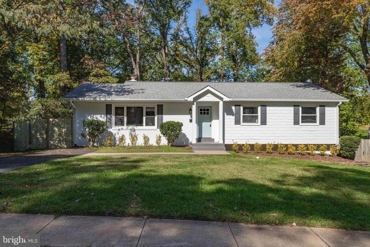 9722 Saint Andrews Drive - Photo 1