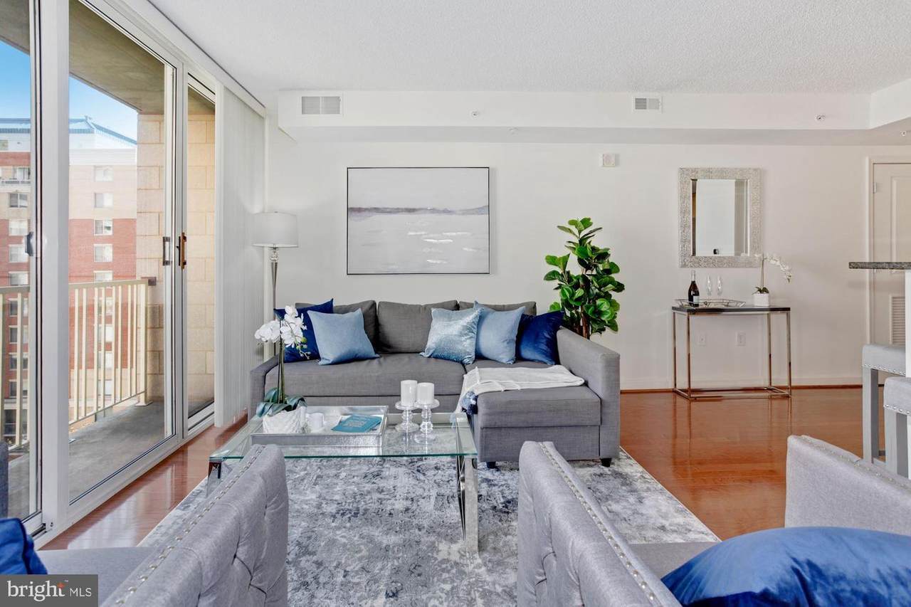 880 Pollard Street - Photo 1