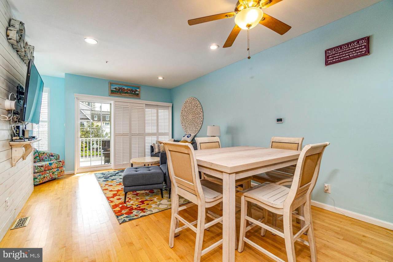 9613 Ventnor Avenue - Photo 1