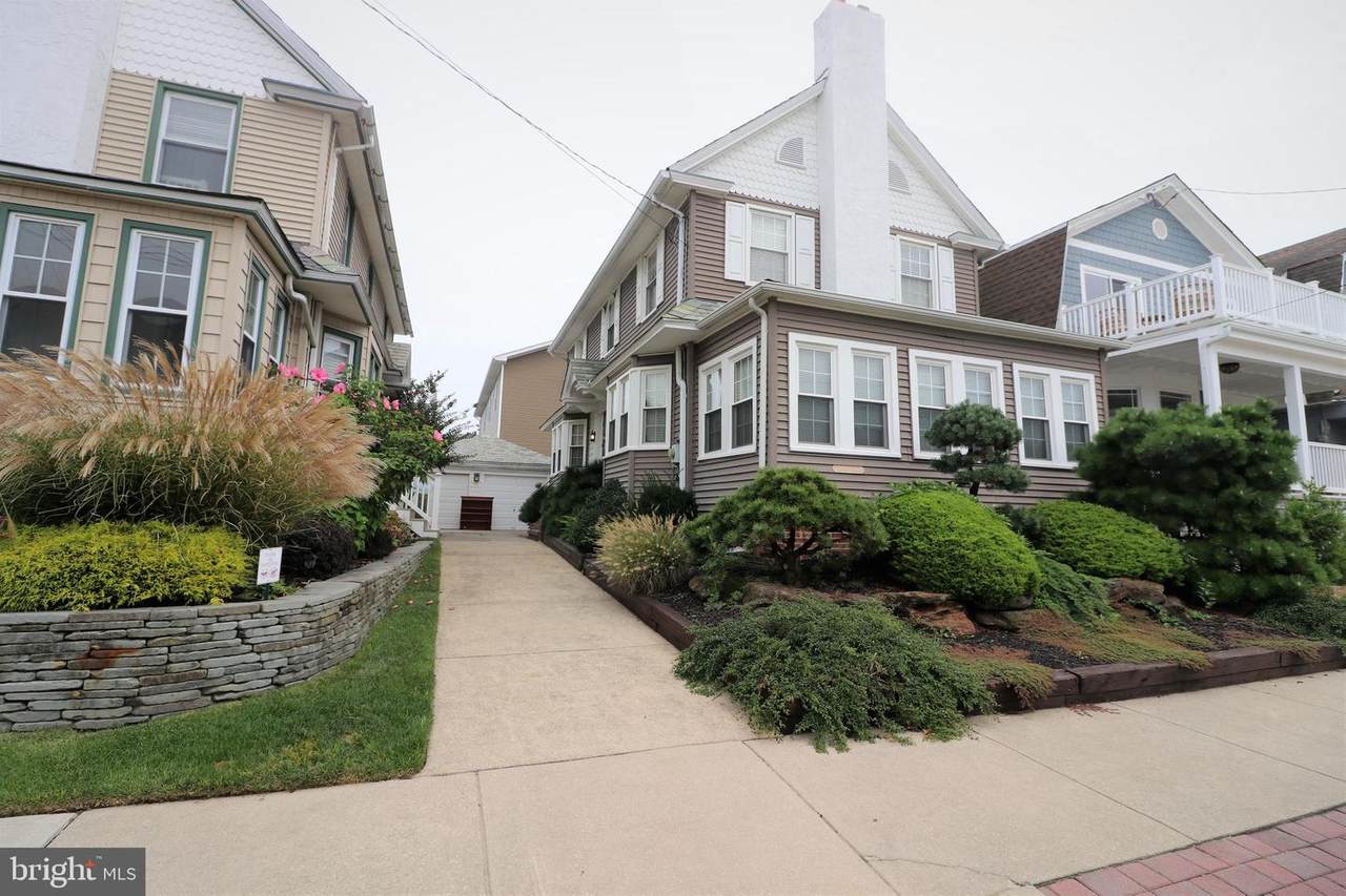 11 Surrey Avenue - Photo 1