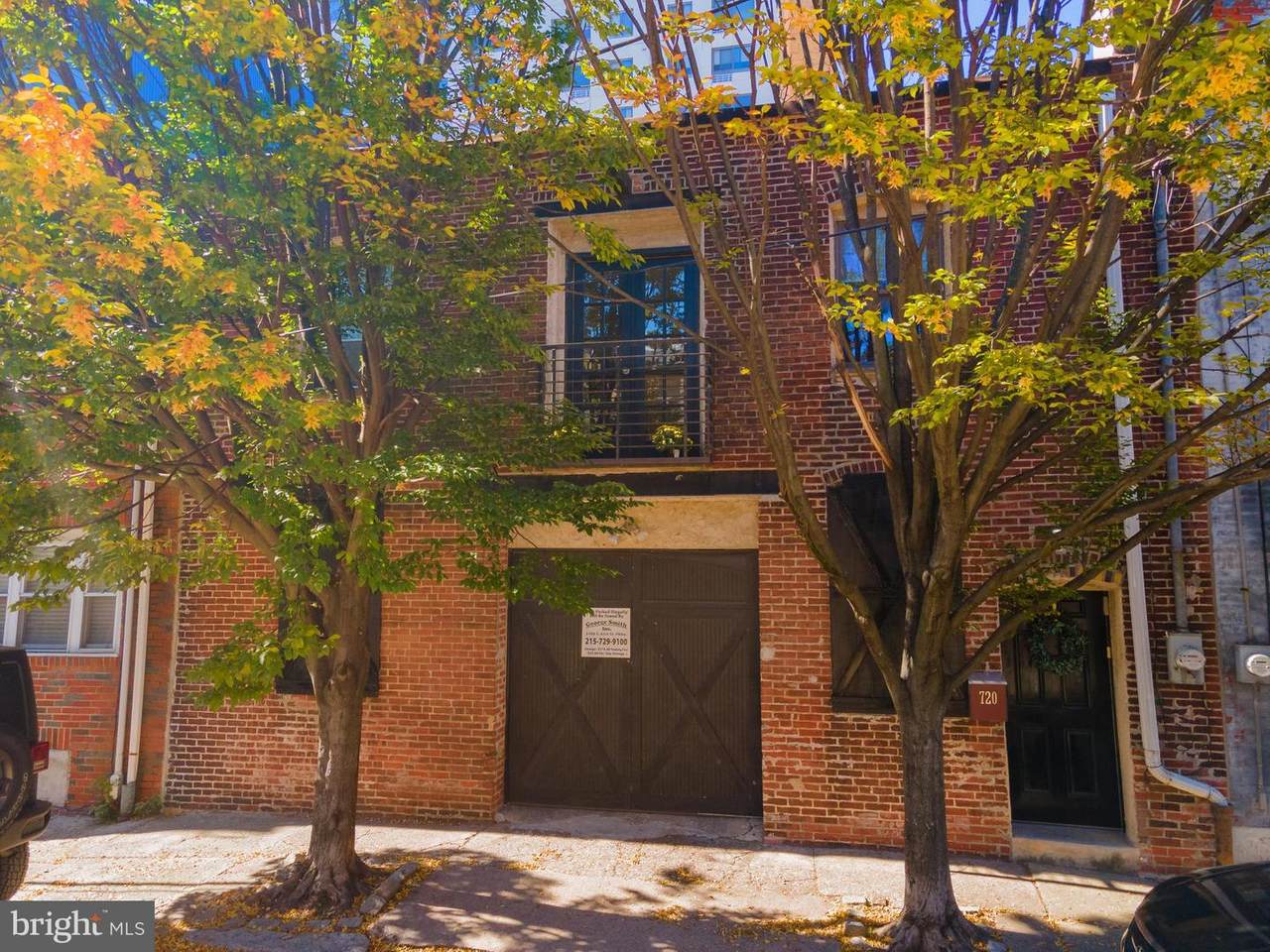 720-22 Hicks Street - Photo 1