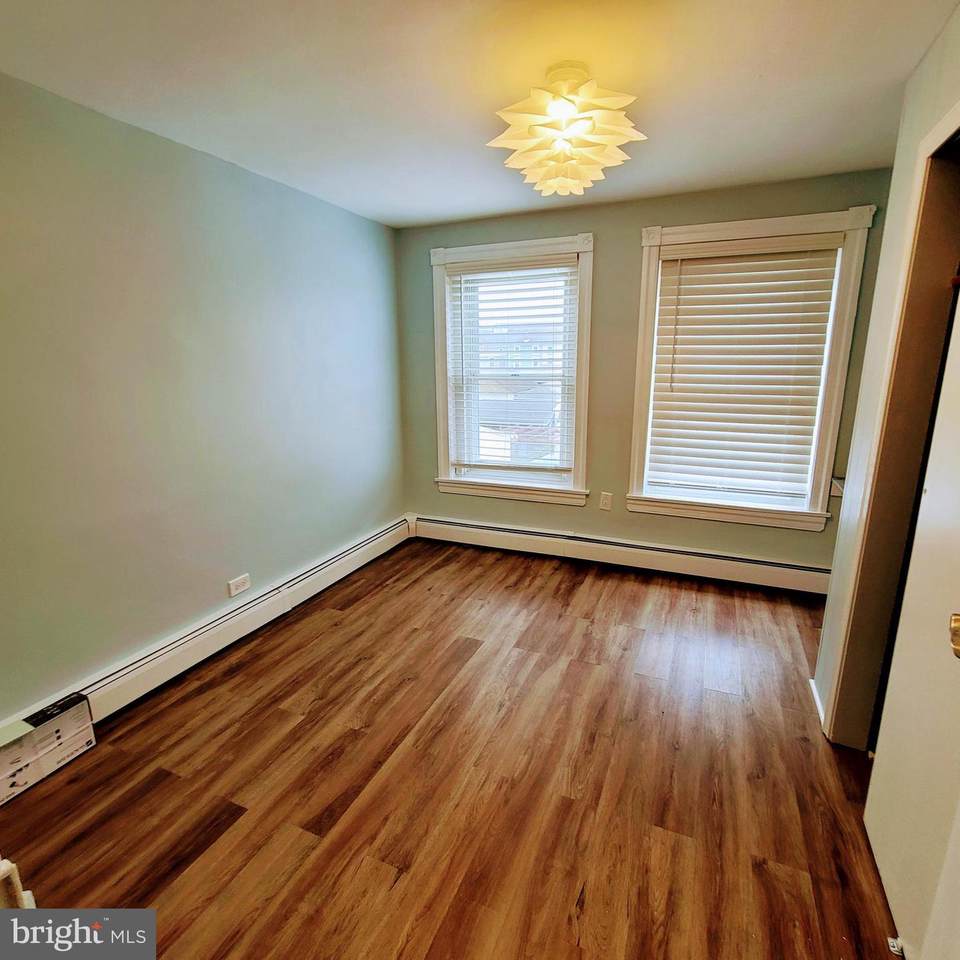 245 6TH Avenue - Photo 1