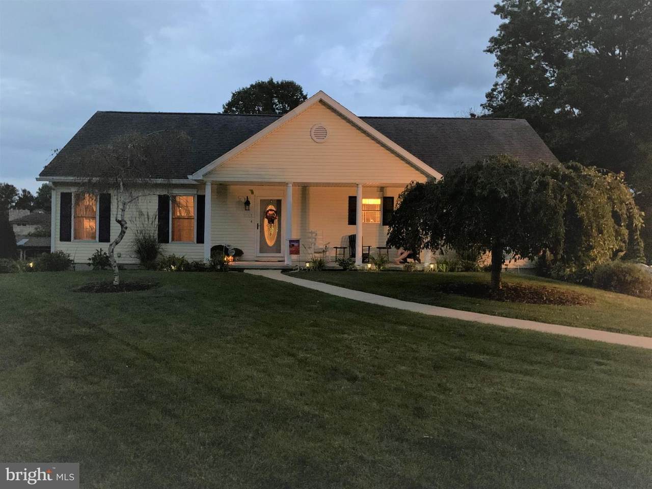 101 Fairville Avenue - Photo 1